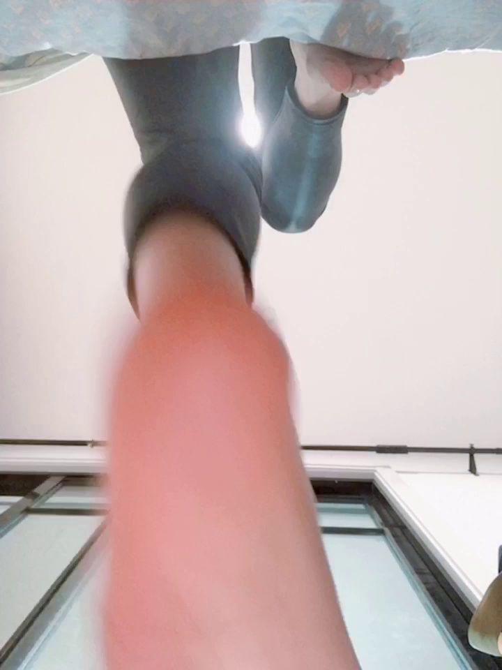 胡亥亥 (38)